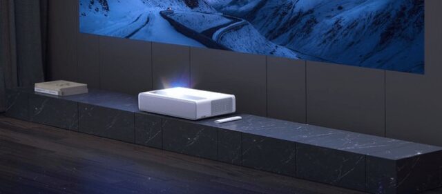 Xiaomi: il proiettore triplo laser ultra corto Triplo proiettore laser Xiaomi