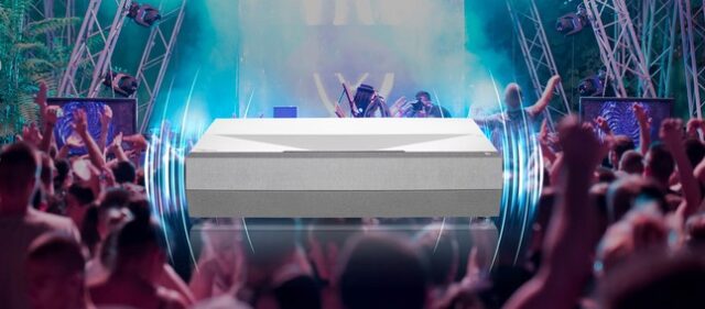 Optoma CinemaX D2+: proiettore Laser Ultra HD a tiro ultra-corto