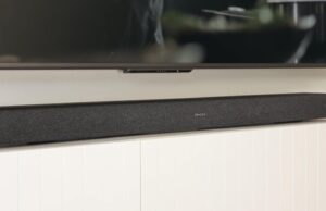 Denon DHT-S217 soundbar con Dolby Atmos ed eARC soundbar Denon dht s217