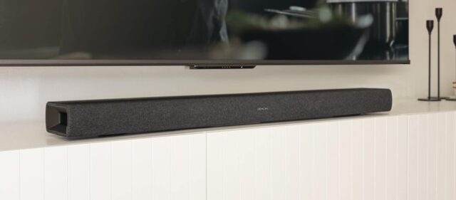 Denon DHT-S217 soundbar con Dolby Atmos ed eARC soundbar Denon dht s217